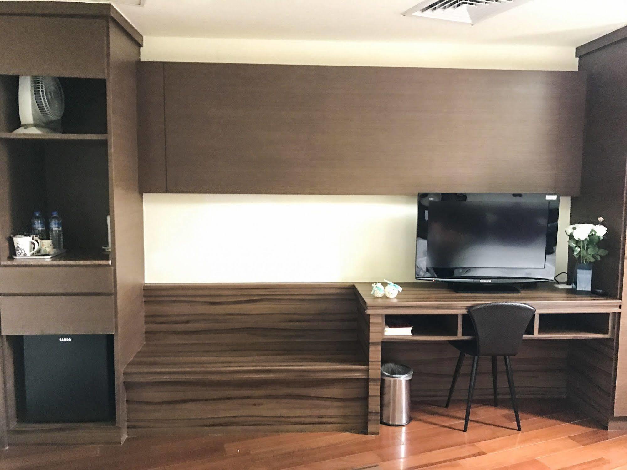 Fu Chang Hotel Тайбэй Экстерьер фото