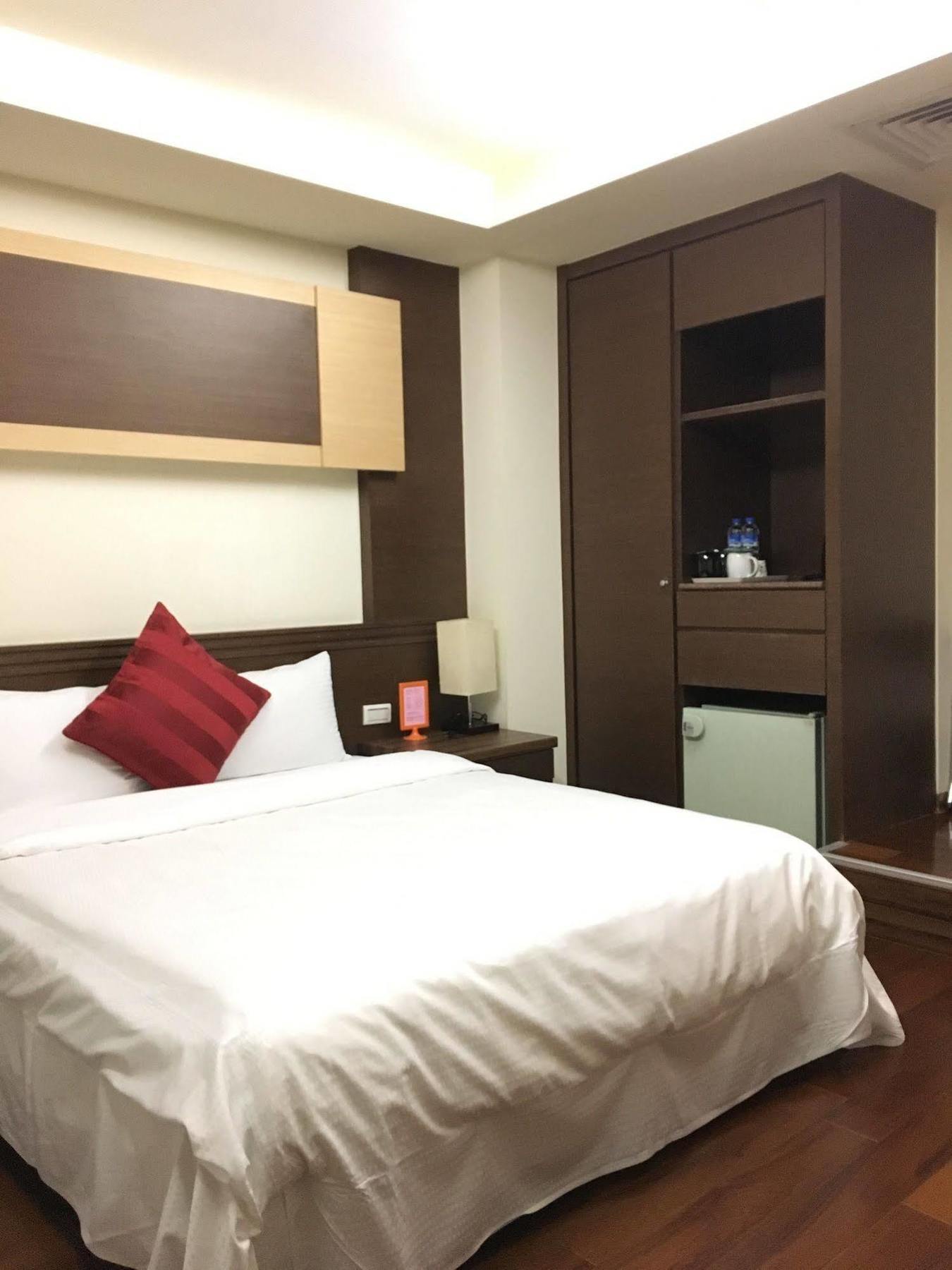 Fu Chang Hotel Тайбэй Экстерьер фото